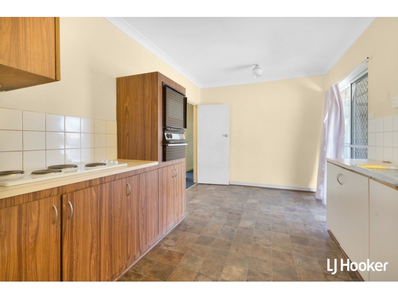 50B Spring Road, Thornlie WA 6108