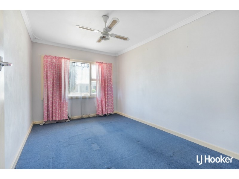50B Spring Road, Thornlie WA 6108