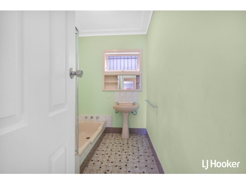 50B Spring Road, Thornlie WA 6108
