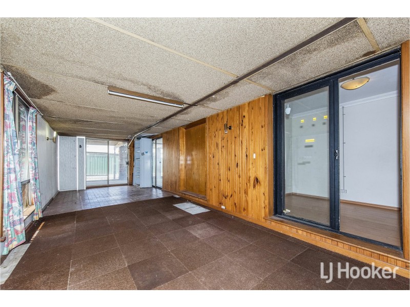 7 Lyrebird Way, Thornlie WA 6108