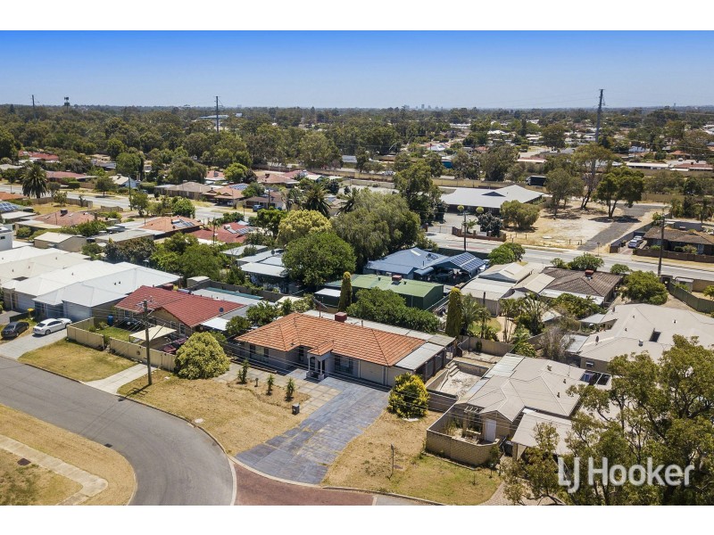 7 Lyrebird Way, Thornlie WA 6108