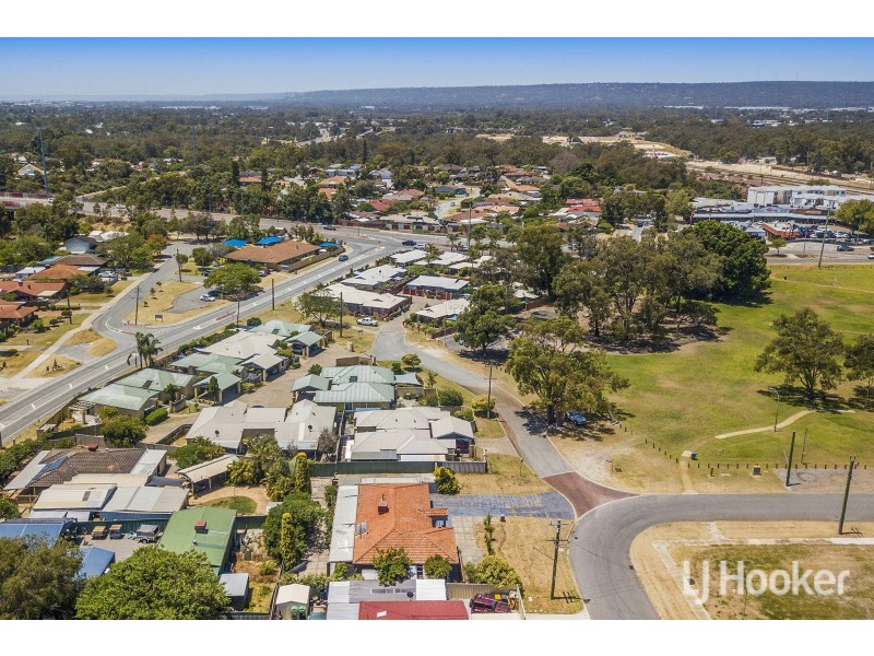 7 Lyrebird Way, Thornlie WA 6108