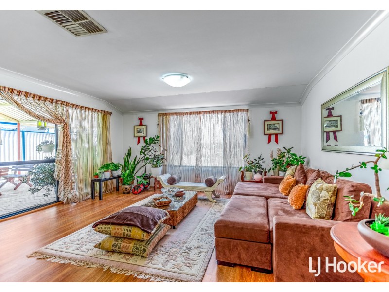 26 Burbank Street, Canning Vale WA 6155