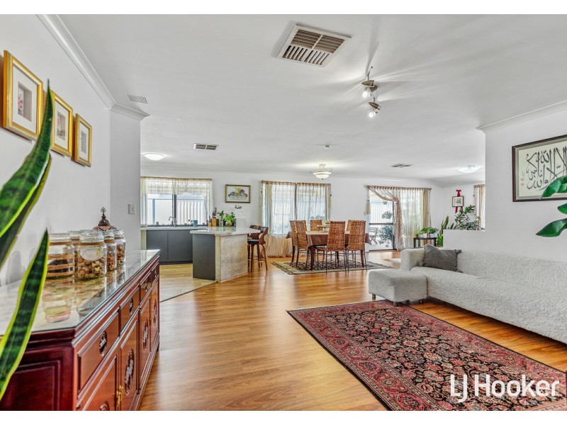 26 Burbank Street, Canning Vale WA 6155