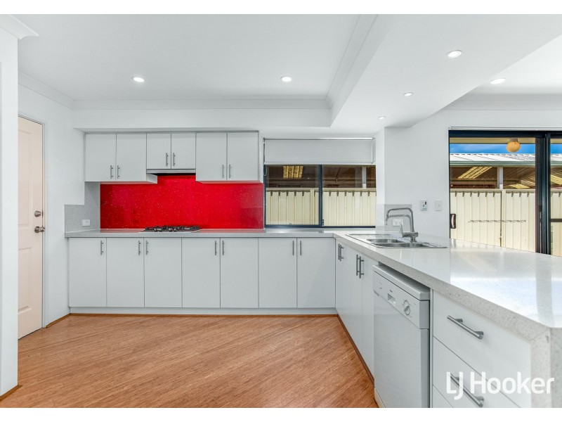 9 Burbank Street, Canning Vale WA 6155