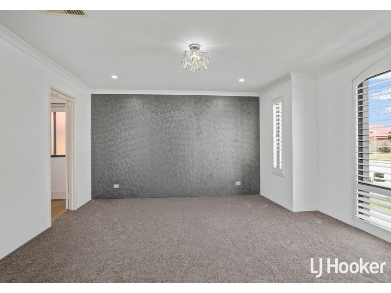 9 Burbank Street, Canning Vale WA 6155