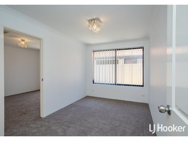 9 Burbank Street, Canning Vale WA 6155