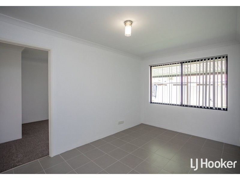 9 Burbank Street, Canning Vale WA 6155