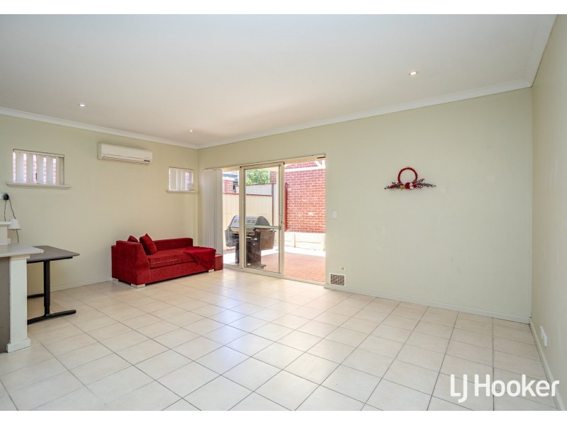 4/74 Dorothy Street, Gosnells WA 6110