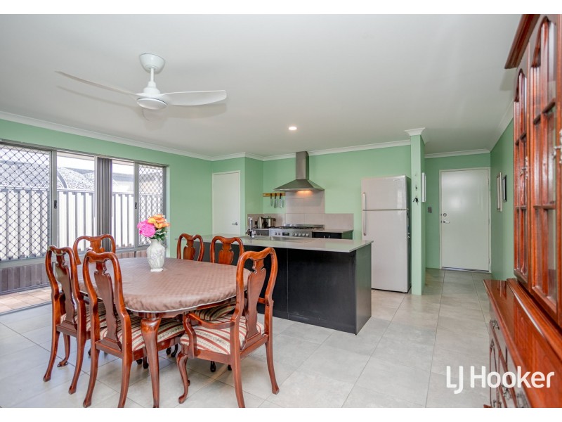 24 Sturrock Close, Hilbert WA 6112