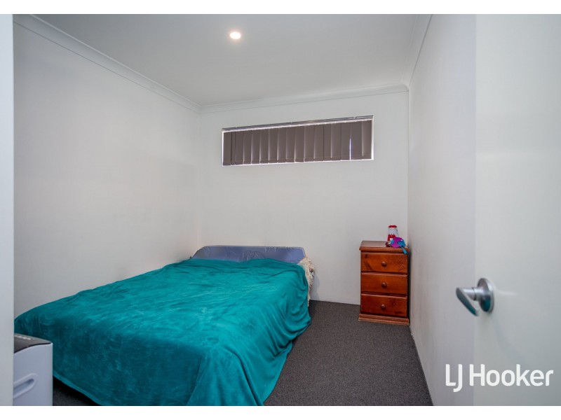 24 Sturrock Close, Hilbert WA 6112