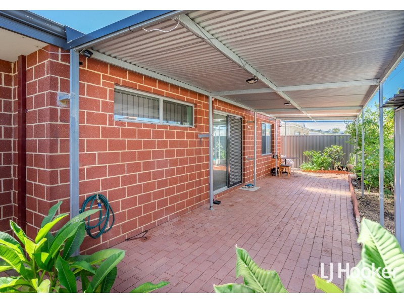 24 Sturrock Close, Hilbert WA 6112