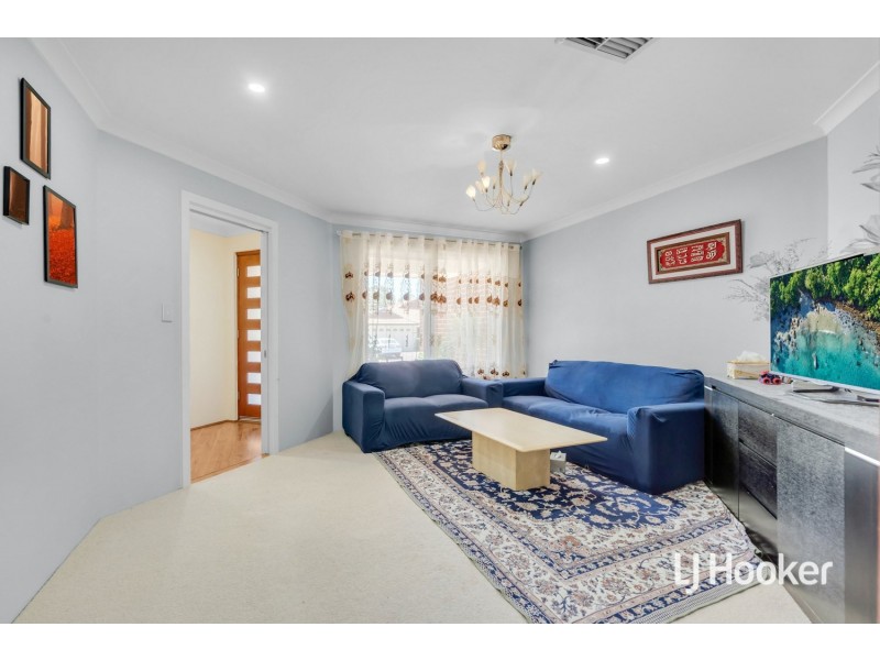 19 Salamanca Boulevard, Seville Grove WA 6112