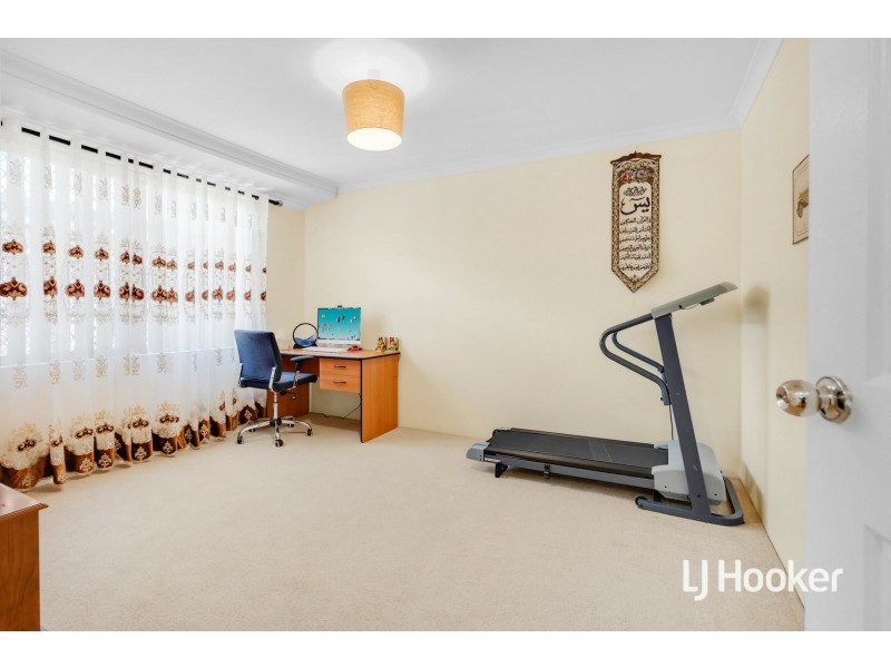 19 Salamanca Boulevard, Seville Grove WA 6112