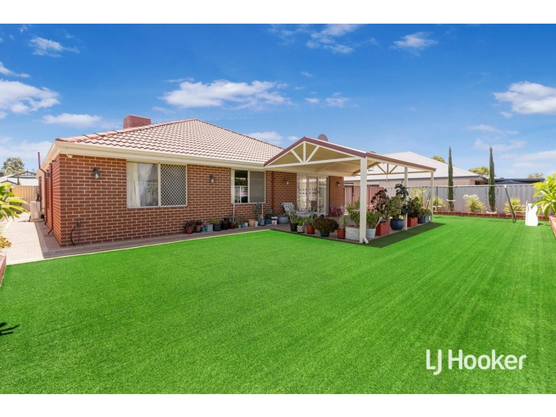 19 Salamanca Boulevard, Seville Grove WA 6112