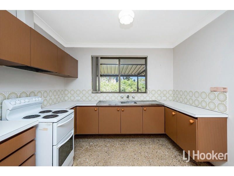 27B Jacobsen Way, Thornlie WA 6108