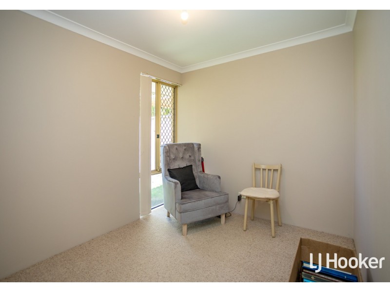 4/18 Lester Drive, Thornlie WA 6108