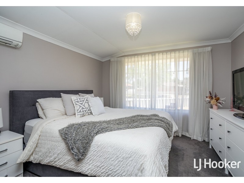 9 Osten Drive, Langford WA 6147