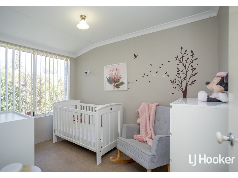 9 Osten Drive, Langford WA 6147