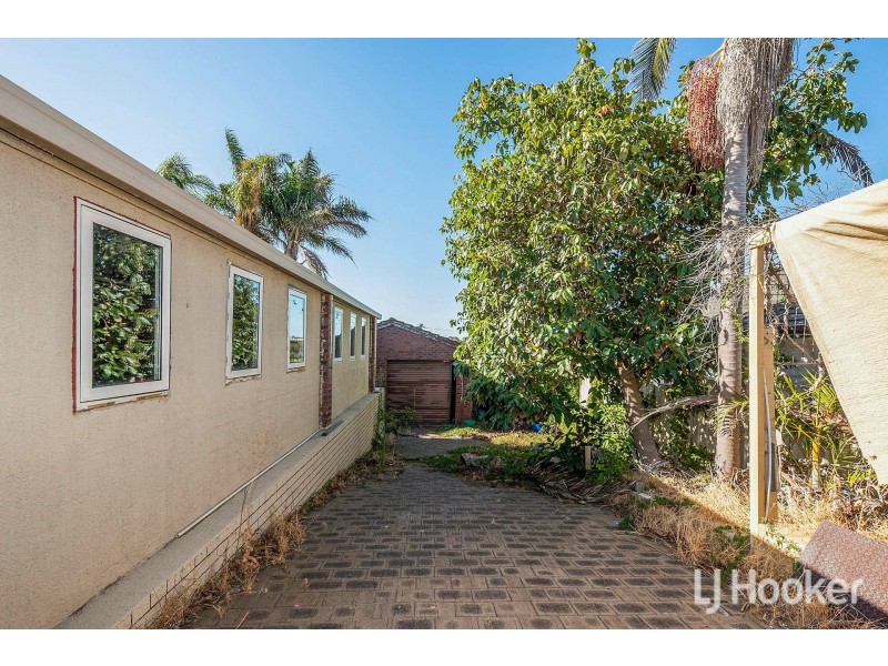 17 Kenny Drive, Duncraig WA 6023