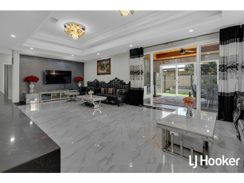 34 Ramorine Turn, Southern River WA 6110