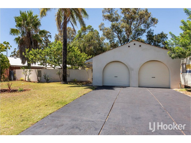 26 Grenadier Drive, Thornlie WA 6108