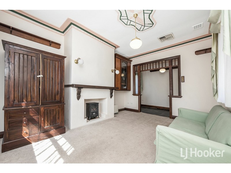 28 Evelyn Street, Gosnells WA 6110