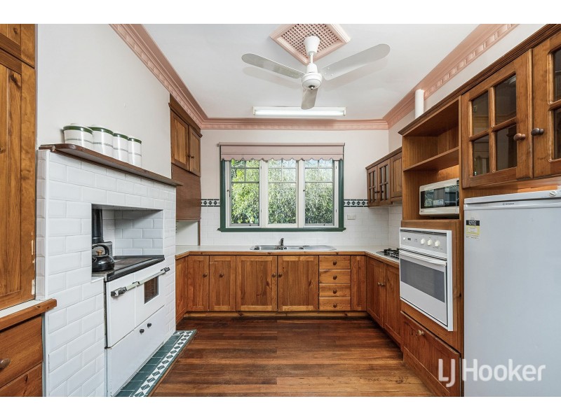 28 Evelyn Street, Gosnells WA 6110