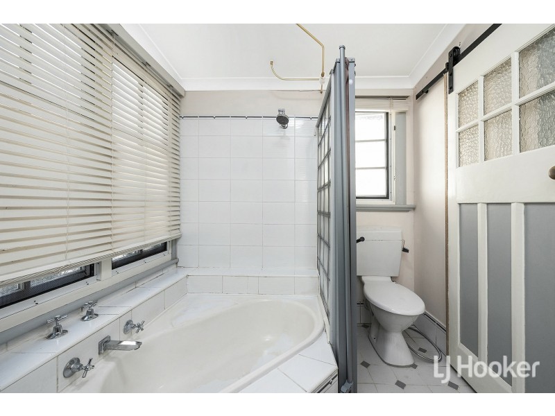 28 Evelyn Street, Gosnells WA 6110