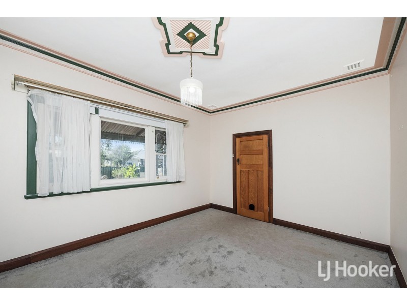 28 Evelyn Street, Gosnells WA 6110