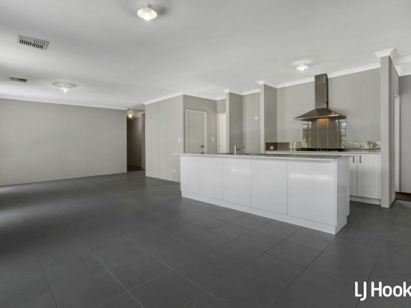 88 Barnevelder Bend, Southern River WA 6110