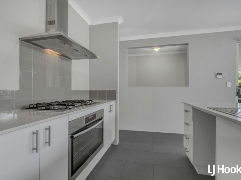 88 Barnevelder Bend, Southern River WA 6110