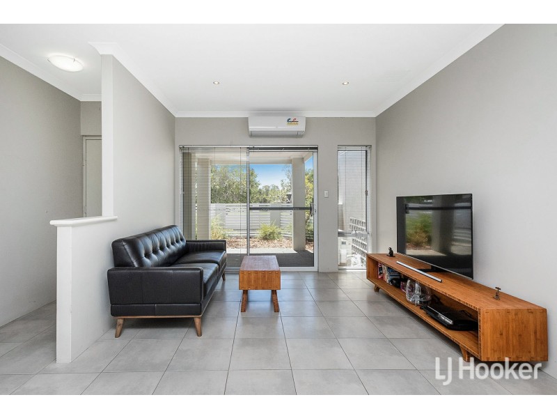 2/154 Benenden Avenue, Butler WA 6036