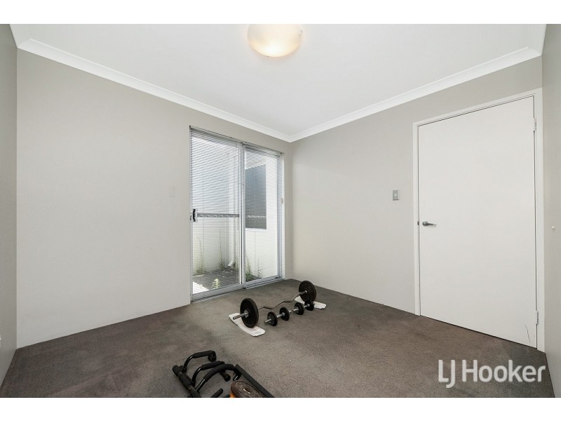 2/154 Benenden Avenue, Butler WA 6036