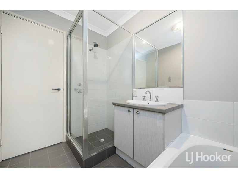 2/154 Benenden Avenue, Butler WA 6036