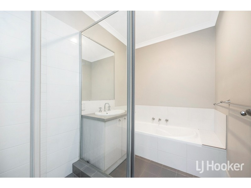 2/154 Benenden Avenue, Butler WA 6036