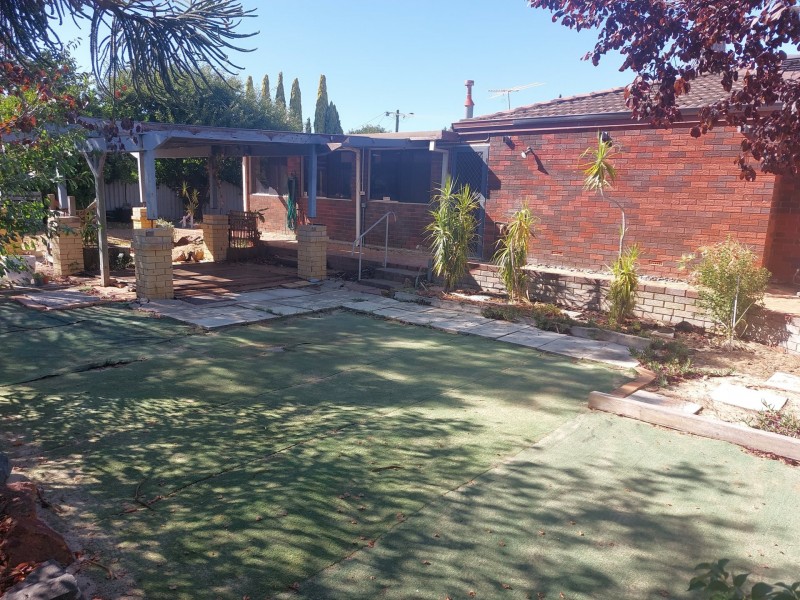 14 Scotia Place, Armadale WA 6112