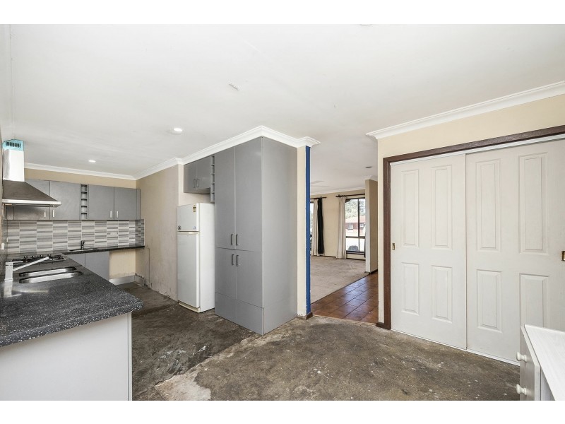 3 Kettering Way, Huntingdale WA 6110