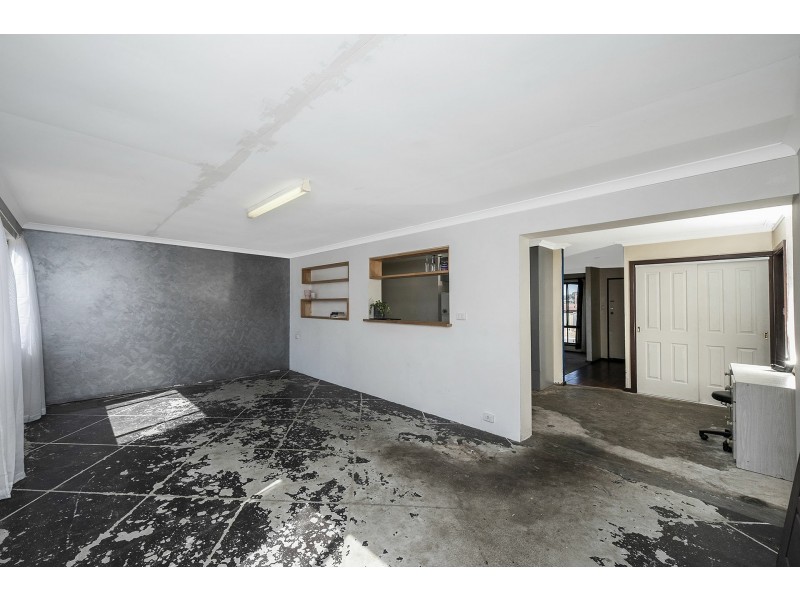 3 Kettering Way, Huntingdale WA 6110