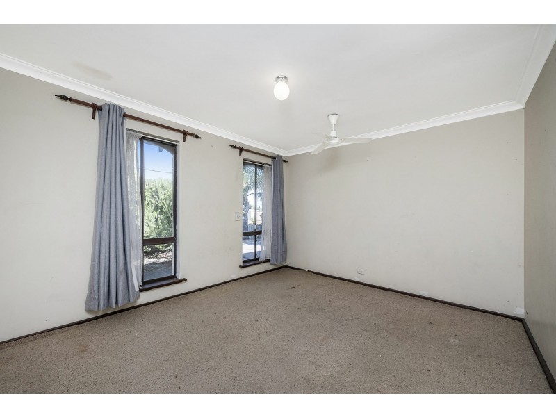 3 Kettering Way, Huntingdale WA 6110