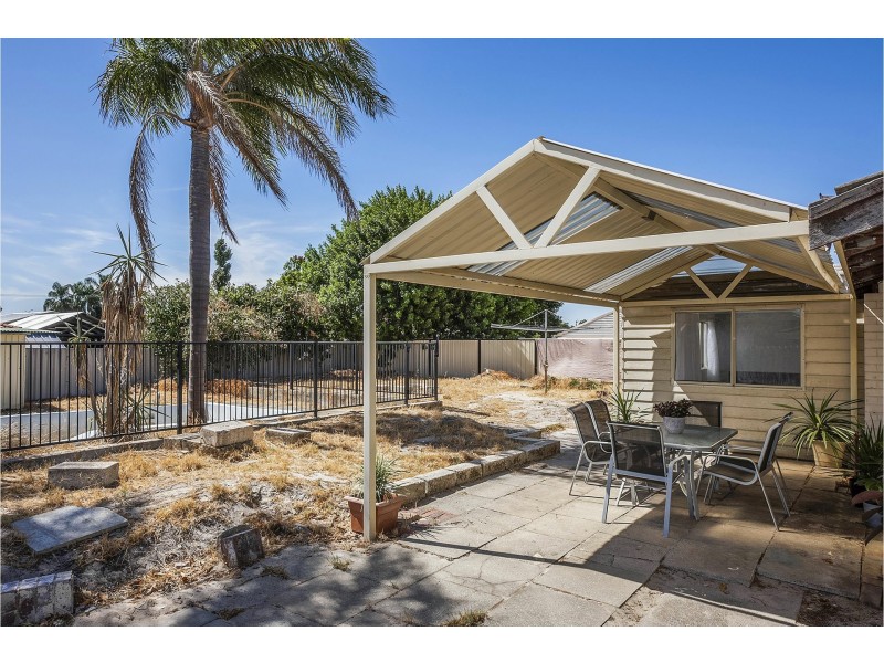 3 Kettering Way, Huntingdale WA 6110