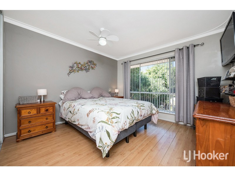 68 Glyndebourne Avenue, Thornlie WA 6108