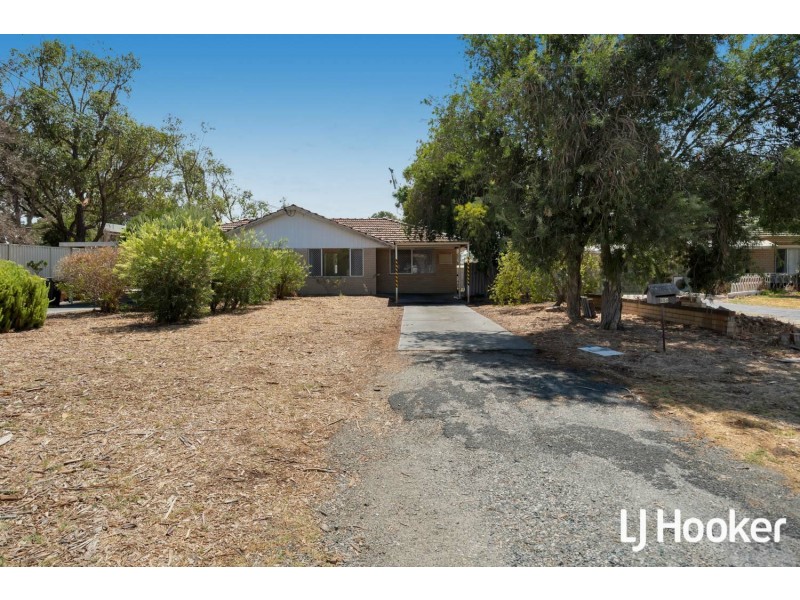 65 Lester Drive, Thornlie WA 6108