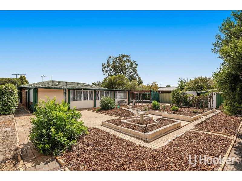 14 Downhill Way, Langford WA 6147