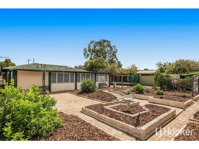 14 Downhill Way, Langford WA 6147