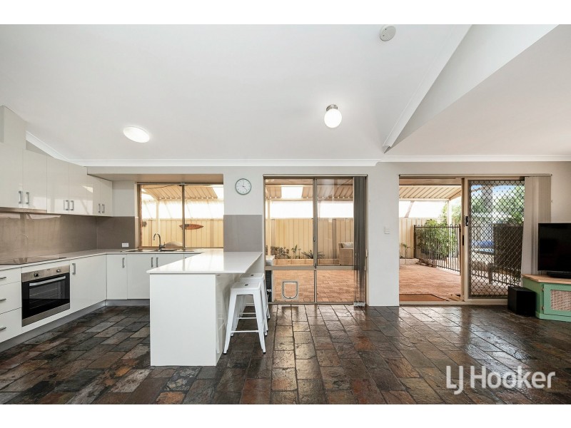 14 Majestic Court, Thornlie WA 6108