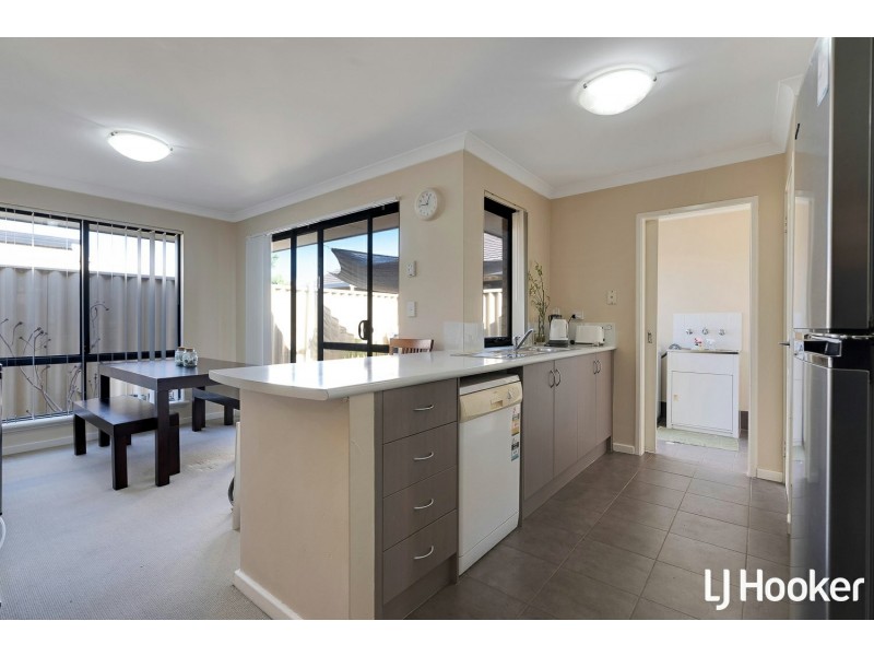 2 Casablanca Avenue, Southern River WA 6110