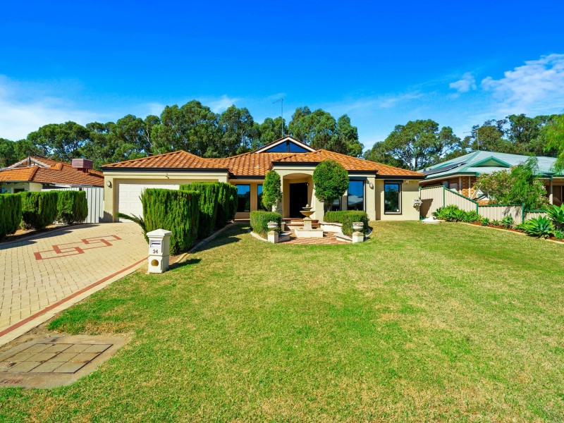 34 Summerlea Avenue, Meadow Springs WA 6210