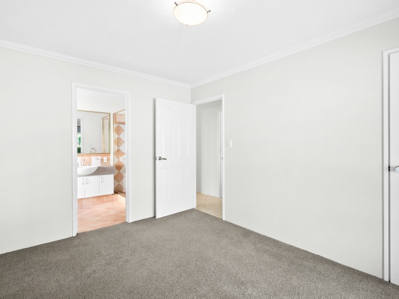 34 Summerlea Avenue, Meadow Springs WA 6210