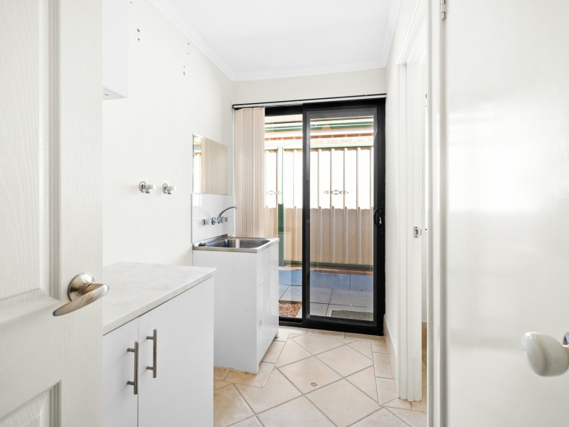 34 Summerlea Avenue, Meadow Springs WA 6210